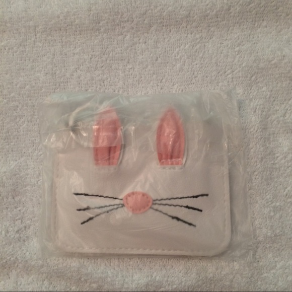 🐾NWT White Kitty Coin Purse🐾 - Picture 6 of 7